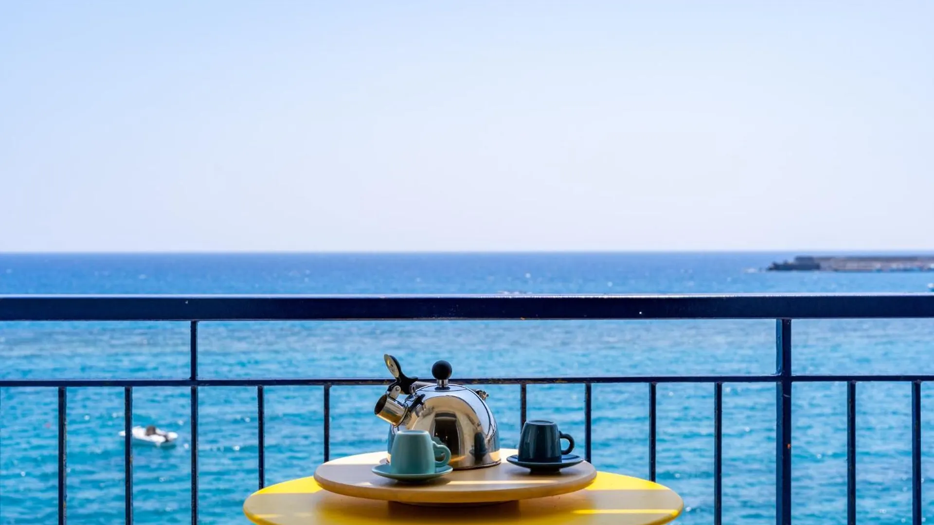 Mari Sea Home Giardini Naxos 0*,
